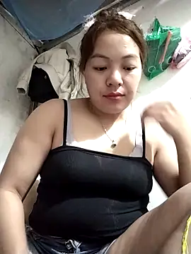 Snapshot of Anlasi9 chatting on 12/17/25, 03:44 Anlasi9 online show from 12/17/25, 03:44