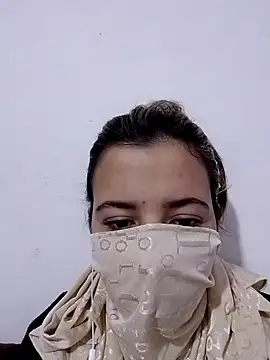 Snapshot of khoukhaarab chatting on 12/17/25, 09:25 khoukhaarab online show from 12/17/25, 09:25