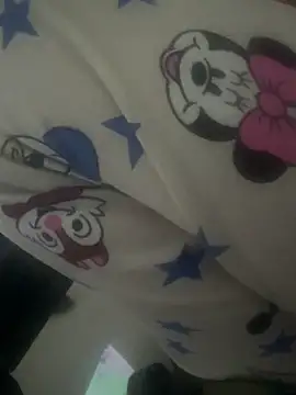 Snapshot of khoukhaarab chatting on 12/16/25, 05:39 khoukhaarab online show from 12/16/25, 05:39