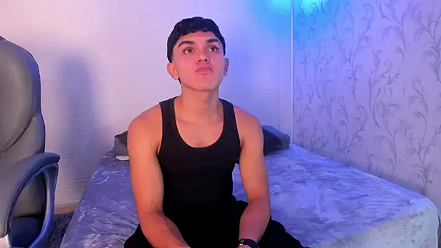 Snapshot of _TaylorBlack chatting on 12/19/25, 11:34 TaylorBlack online show from 12/19/25, 11:34