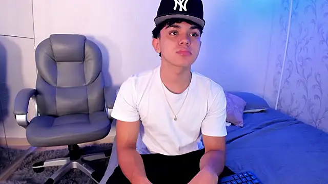 Snapshot of _TaylorBlack chatting on 02/09/26, 11:41 TaylorBlack online show from 02/09/26, 11:41