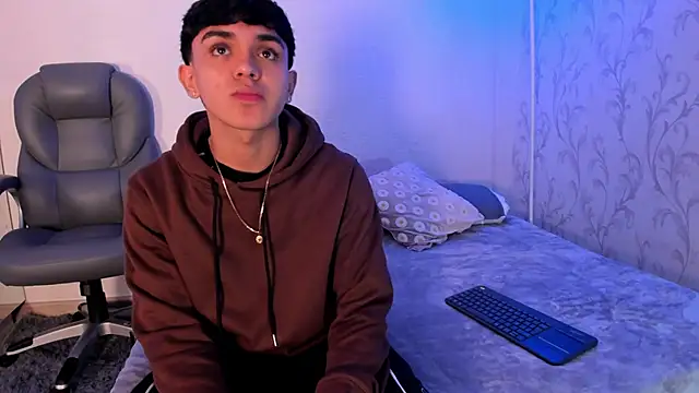 Snapshot of _TaylorBlack chatting on 01/09/26, 11:39 TaylorBlack online show from 01/09/26, 11:39