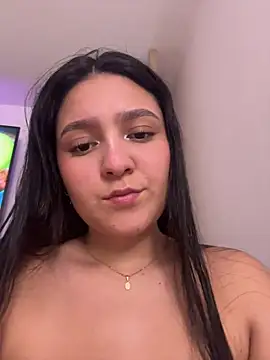 Camila sanchez25 online show from 04/17/26, 08:55