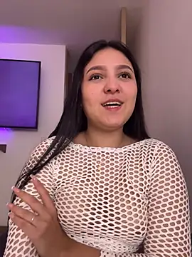 Camila sanchez25 online show from 04/03/26, 08:04