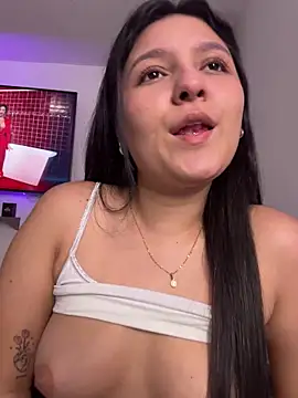 Camila sanchez25 online show from 05/04/26, 07:50