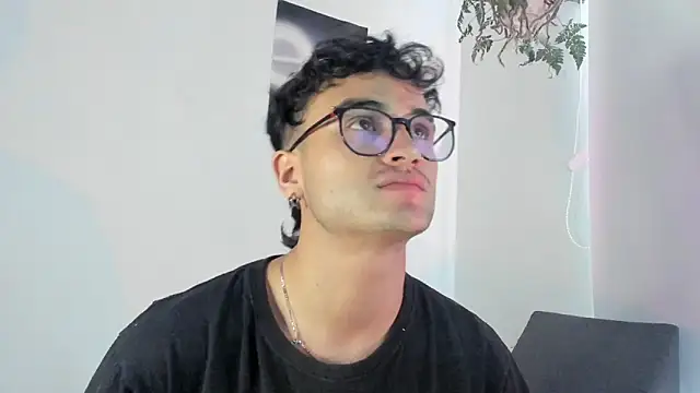 charlie dicker online show from 01/06/26, 04:22