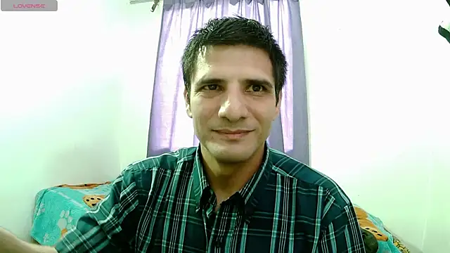 Adam Arango online show from 12/18/25, 07:29