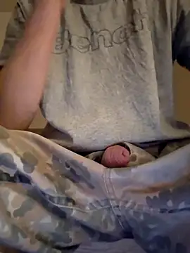 Snapshot of Pascalx31 chatting on 12/19/25, 06:16 Pascalx31 online show from 12/19/25, 06:16