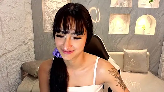 Tifany Tx online show from 12/22/25, 12:38