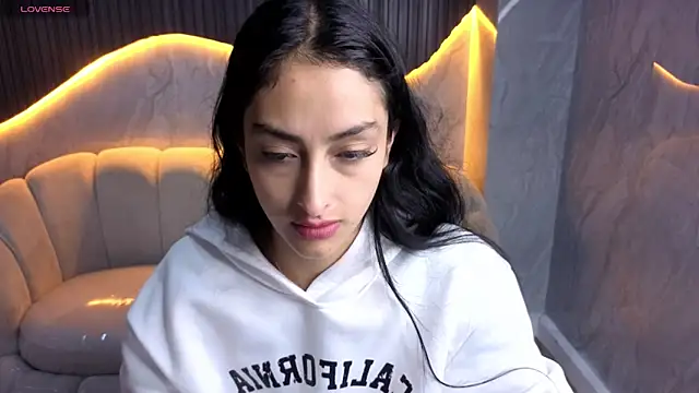 Tifany Tx online show from 04/26/26, 12:35