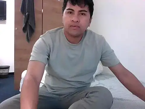 sweetpinoy2027 online show from 01/06/26, 01:59