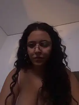 mayhoneyhot online show from 02/05/26, 10:27