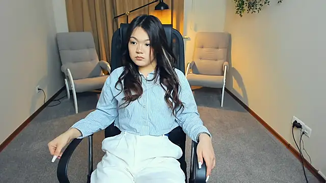 Snapshot of KaiKruml chatting on 12/18/25, 07:35 KaiKruml online show from 12/18/25, 07:35