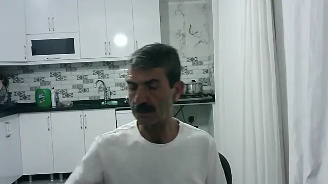 Snapshot of kobra21turki chatting on 04/26/26, 04:48 kobra21turki online show from 04/26/26, 04:48