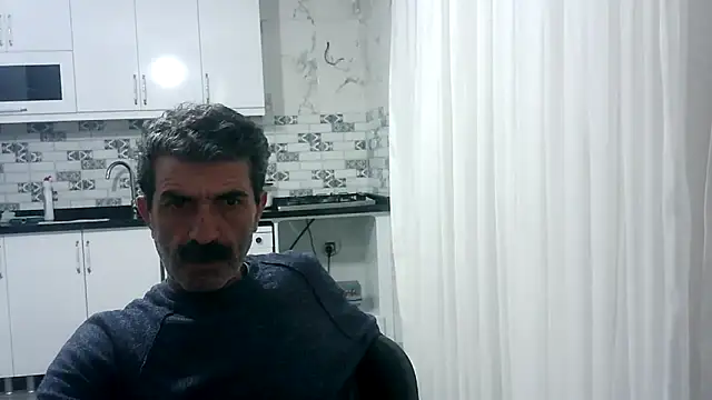 Snapshot of kobra21turki chatting on 04/17/26, 06:22 kobra21turki online show from 04/17/26, 06:22