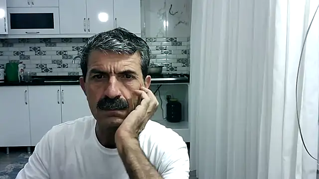 Snapshot of kobra21turki chatting on 05/17/26, 11:05 kobra21turki online show from 05/17/26, 11:05