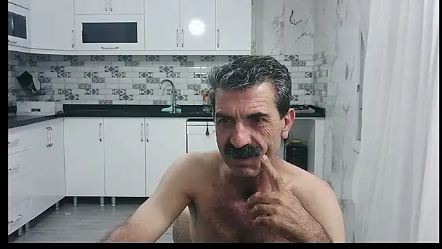 Snapshot of kobra21turki chatting on 07/01/26, 09:04 kobra21turki online show from 07/01/26, 09:04
