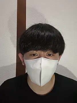 Snapshot of sola_JP chatting on 12/18/25, 11:58 sola JP online show from 12/18/25, 11:58