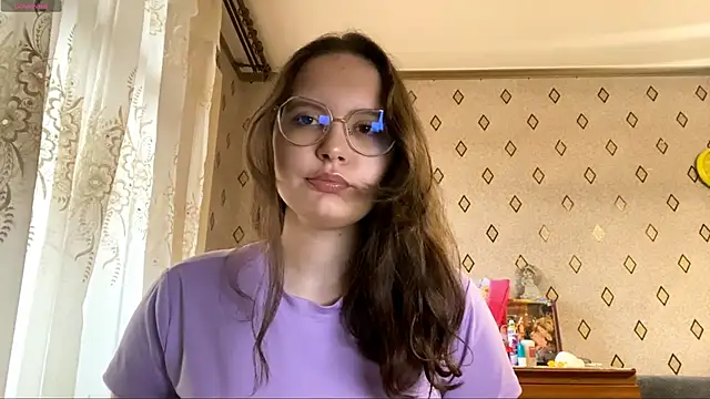 NessaRay online show from 12/19/25, 07:00