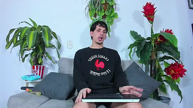 boy Dirty X online show from 05/15/26, 04:54