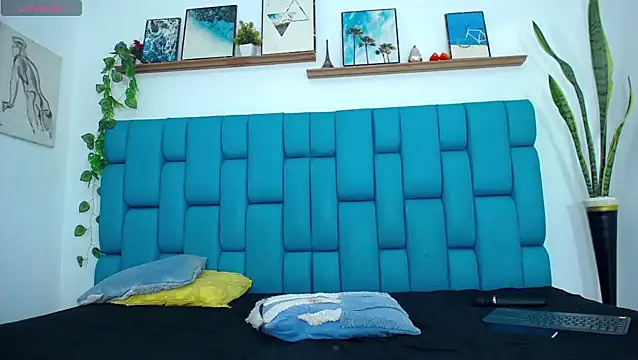 boy Dirty X online show from 12/23/25, 05:18