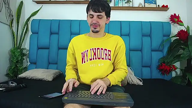 boy Dirty X online show from 05/29/26, 05:13