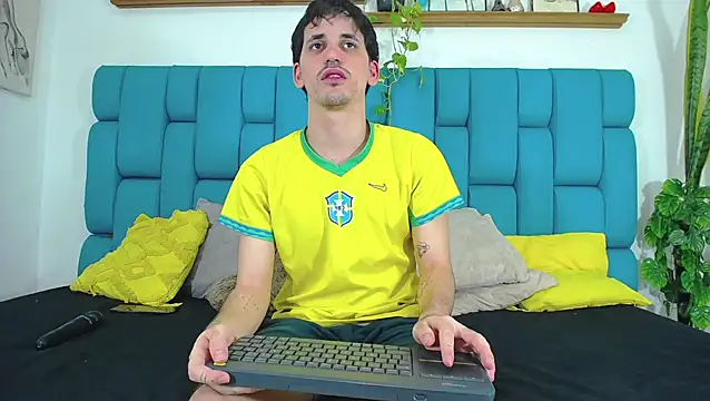 boy Dirty X online show from 05/06/26, 05:00