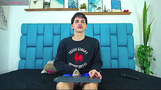 boy Dirty X online show from 05/01/26, 03:00