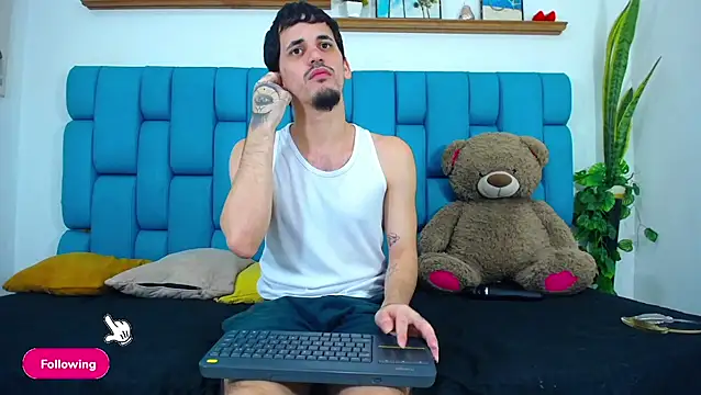 boy Dirty X online show from 04/19/26, 05:19