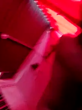 aNicoll online show from 12/21/25, 12:40