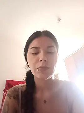 Snapshot of Mar_Ken chatting on 12/16/25, 06:01 Mar Ken online show from 12/16/25, 06:01