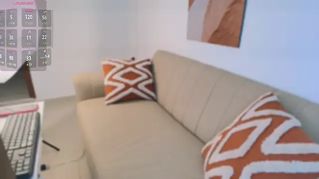 TinyCherryy online show from 01/11/26, 03:30