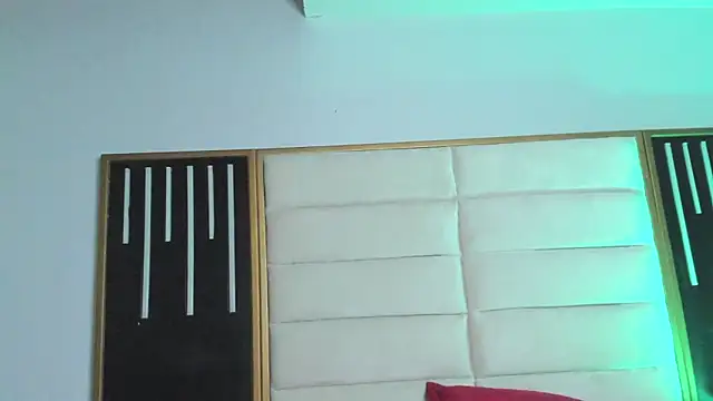 JuliMonroe19 online show from 03/05/26, 01:08