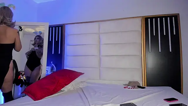 JuliMonroe19 online show from 02/24/26, 01:01