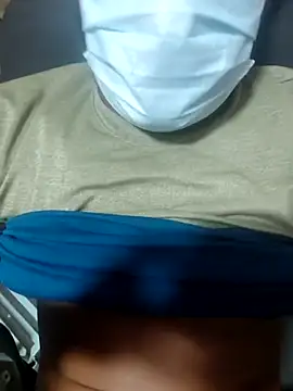  alexzz1155  online show from 01/15/26, 04:38