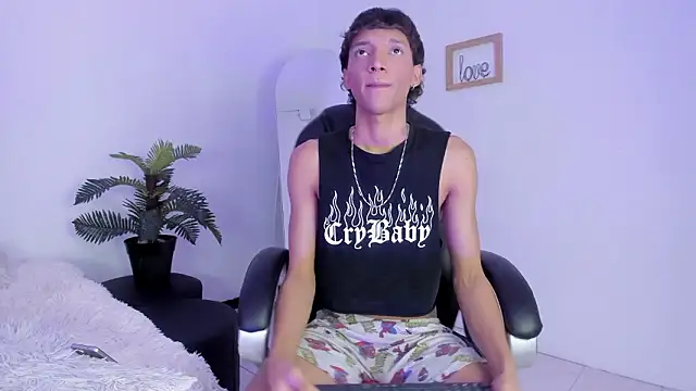 Snapshot of im_ralff chatting on 02/27/26, 08:30 im ralff online show from 02/27/26, 08:30