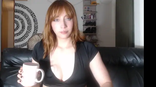 BeautyYoungblond online show from 02/11/26, 02:33