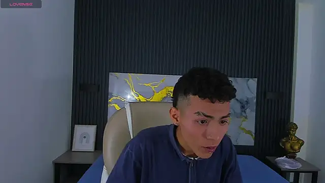 TaylerMiles online show from 01/13/26, 04:49