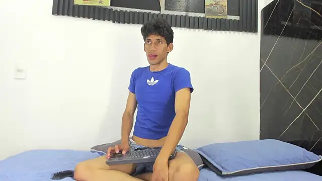 Emer santos online show from 03/28/26, 07:37