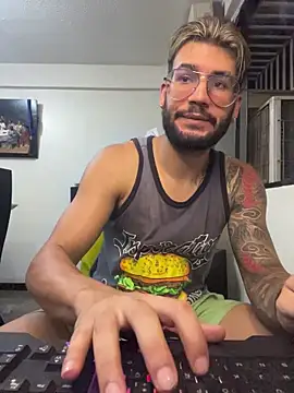 thedragonboyxxx online show from 04/01/26, 04:58