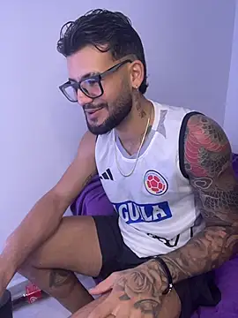 thedragonboyxxx online show from 12/22/25, 12:11