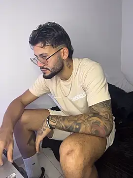 thedragonboyxxx online show from 01/05/26, 11:52