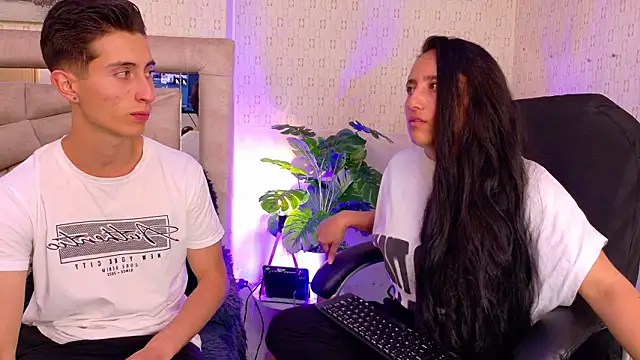 Ithan Skin online show from 03/17/26, 11:35