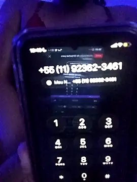 Snapshot of bellahott22 chatting on 02/21/26, 09:50 bellahott22 online show from 02/21/26, 09:50