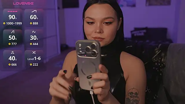 Snapshot of Dominatrix_Alice chatting on 02/25/26, 12:55 Dominatrix Alice online show from 02/25/26, 12:55