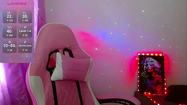 Dannie sofie1 online show from 12/22/25, 12:05