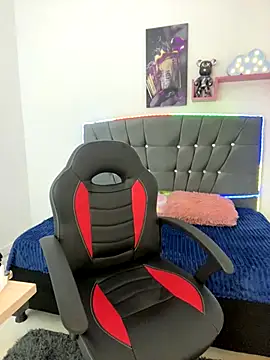 ANGIE EF online show from 12/23/25, 02:00