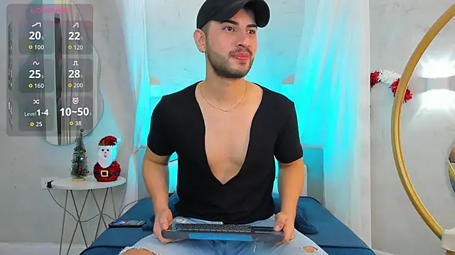 Snapshot of Noah_Prince10 chatting on 12/18/25, 11:41 Noah Prince10 online show from 12/18/25, 11:41