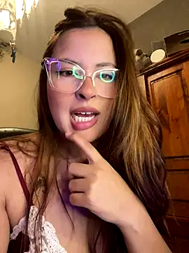 karobilo online show from 12/17/25, 04:39