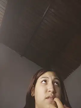 Snapshot of Aranzatits chatting on 02/18/26, 04:21 Aranzatits online show from 02/18/26, 04:21